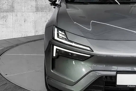 Polestar 4 2025 photo 4