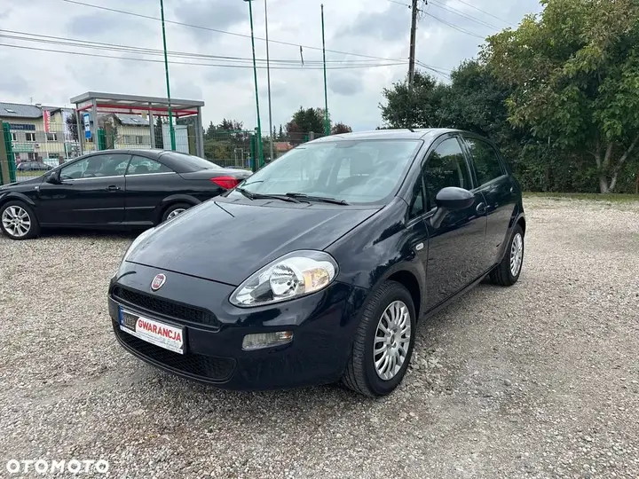 Fiat Punto 2015 photo 2