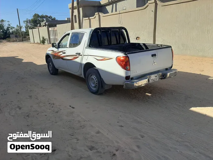 Mitsubishi L200 2007 photo 3