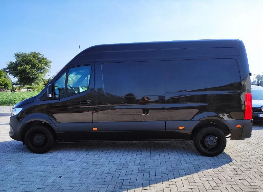 Mercedes-Benz Sprinter 2021 photo 3
