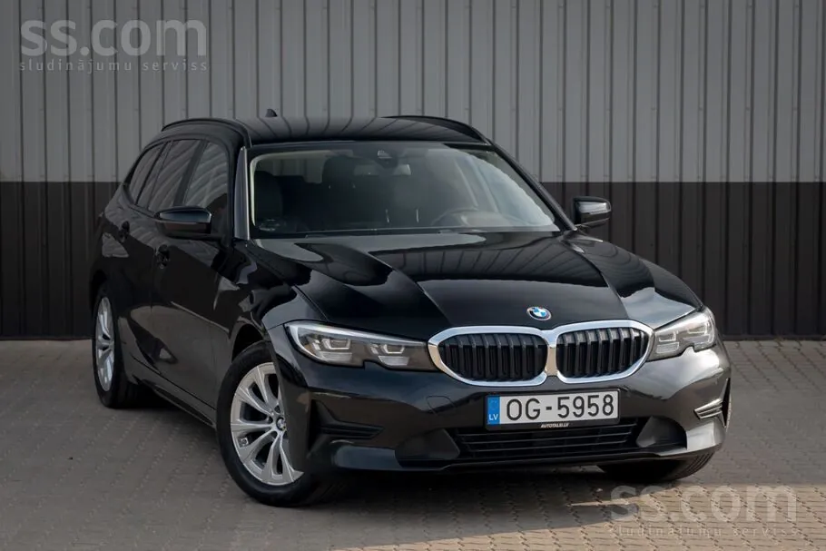 BMW 320
