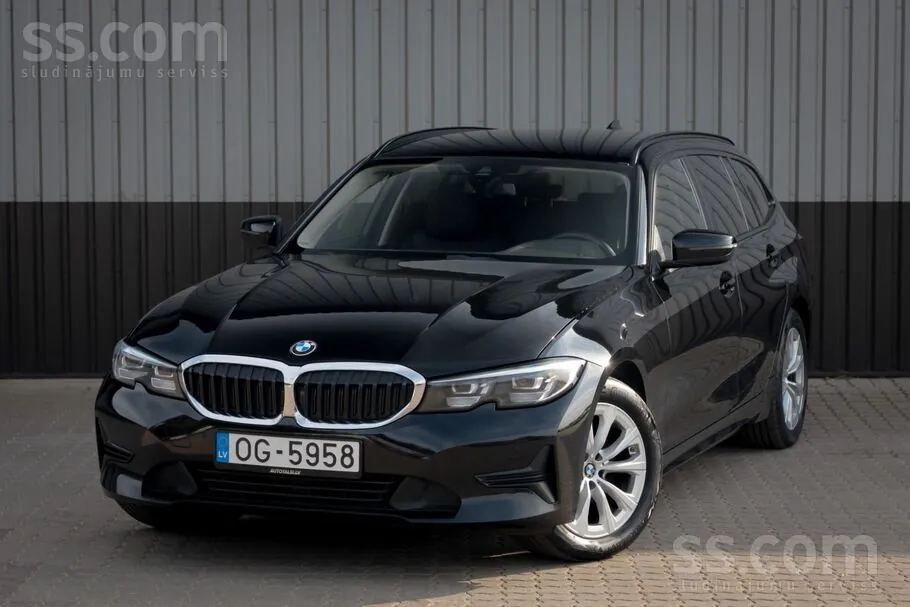 BMW 320 2021 photo 3