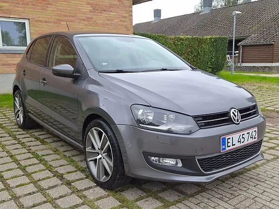 Volkswagen Polo 2010 photo 3