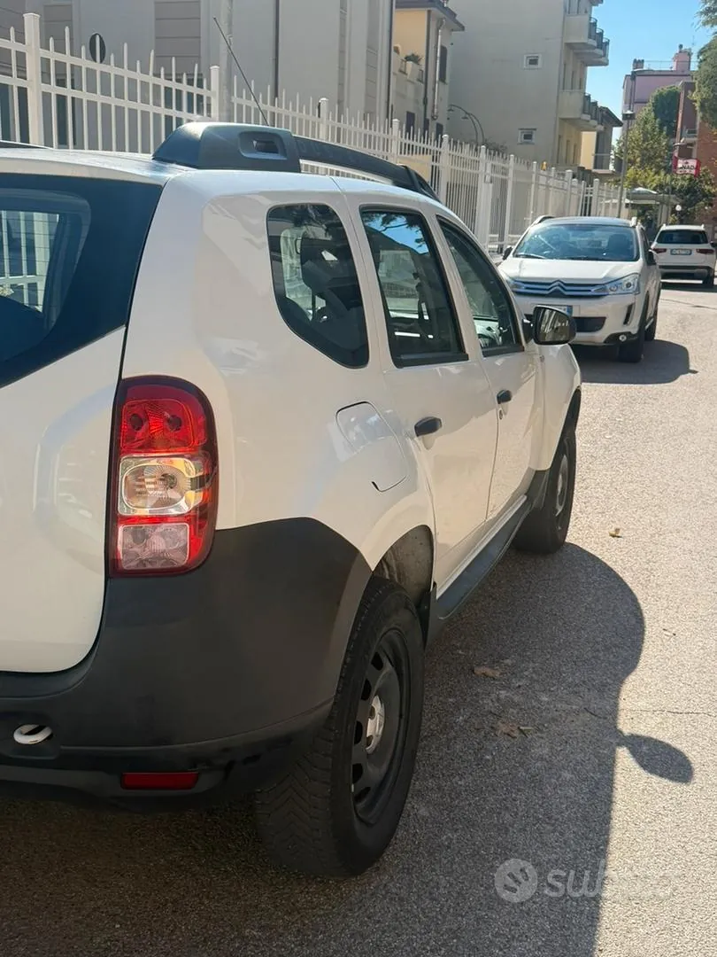 Dacia Duster 2016 photo 3