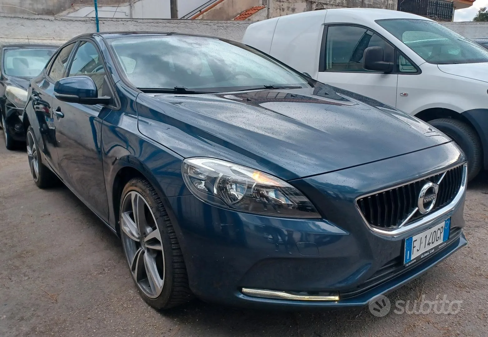 Volvo V40 2017 photo 2