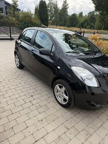 Toyota Yaris 2006 photo 2