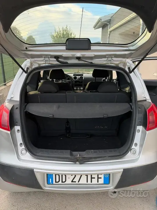 Mitsubishi Colt 2006 photo 4