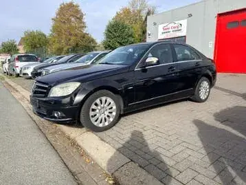 Mercedes-Benz C180