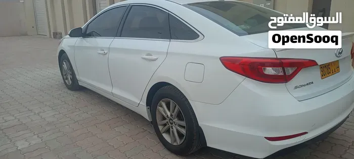 Hyundai Sonata 2015 photo 2