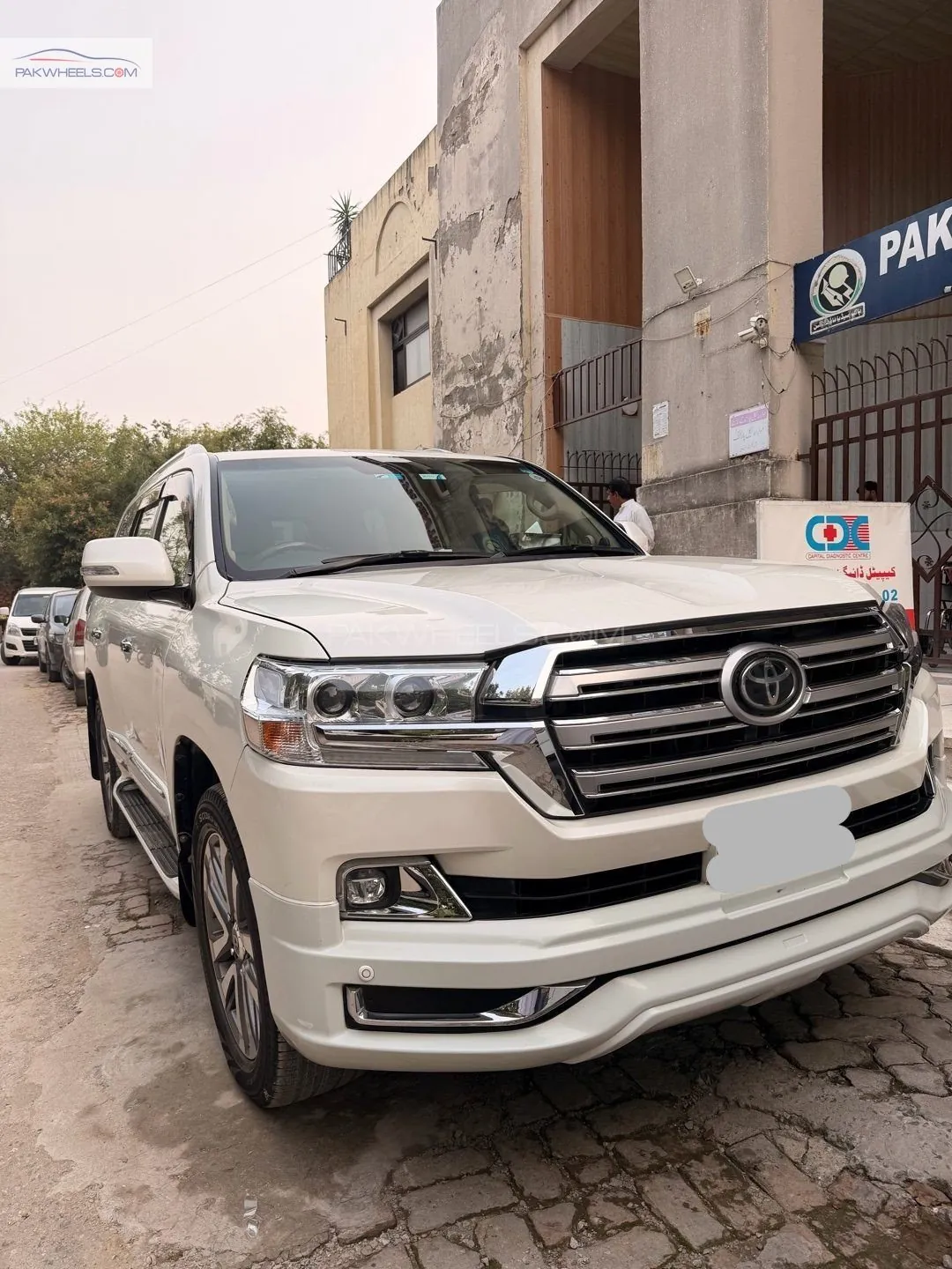 Toyota Land Cruiser