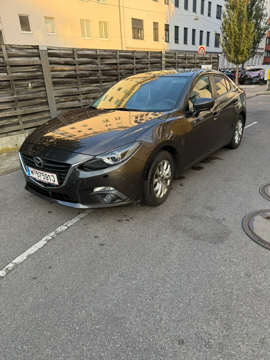 Mazda Mazda3 2016 photo 3
