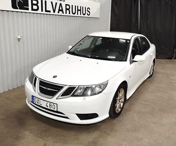 Saab 9-3 2011 photo 2