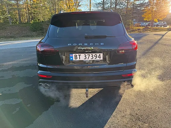 Porsche Cayenne S 2015 photo 4