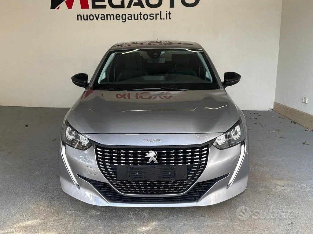 Peugeot 208 2022 photo 3