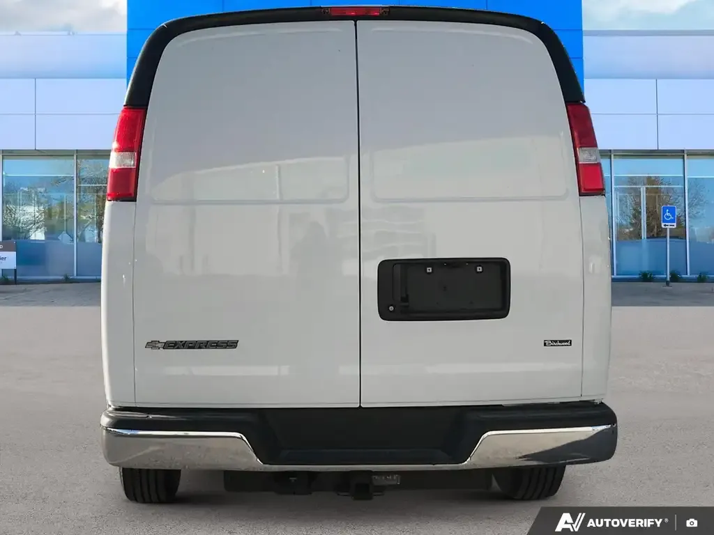 Chevrolet Express 2025 photo 5