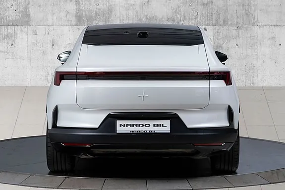 Polestar 4 2025 photo 4