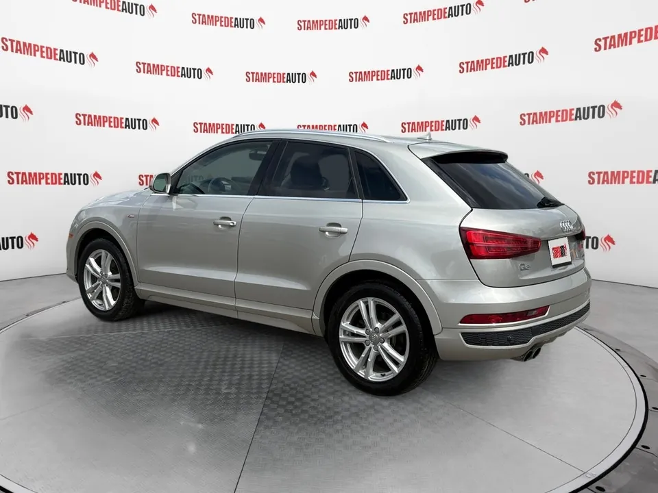 Audi Q3 2016 photo 3