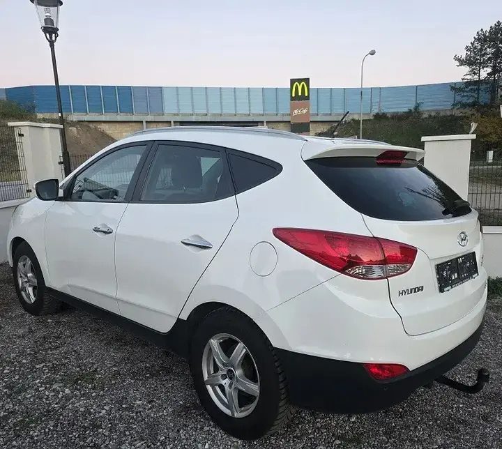Hyundai Ix35 2012 photo 3