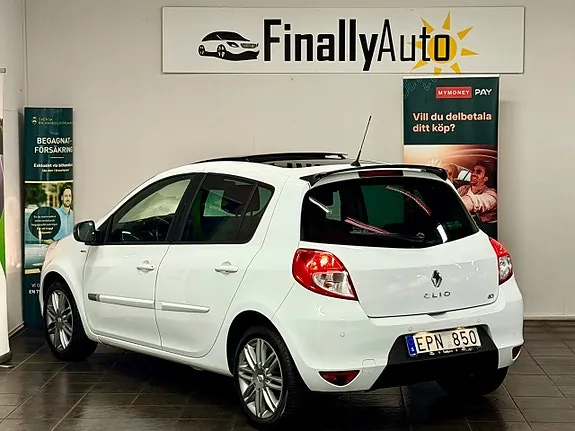 Renault Clio 2012 photo 4