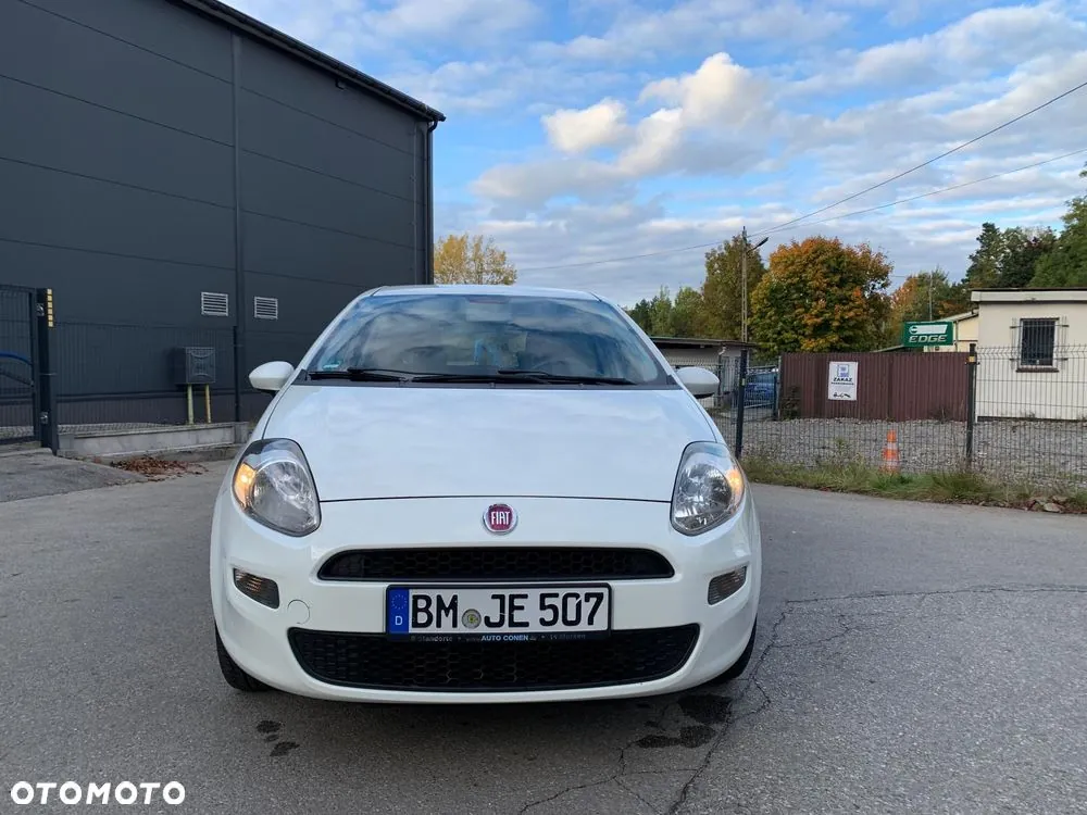 Fiat Grande Punto 2016 photo 3