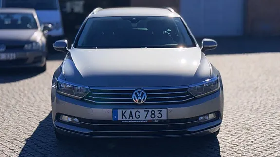 Volkswagen Passat 2016 photo 2