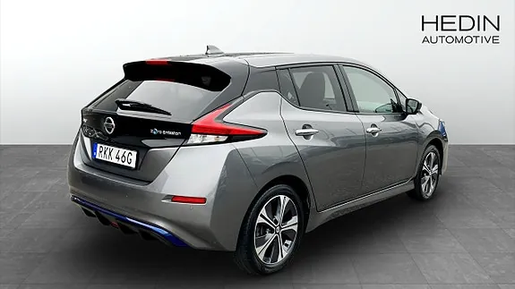 Nissan Leaf 2021 photo 2