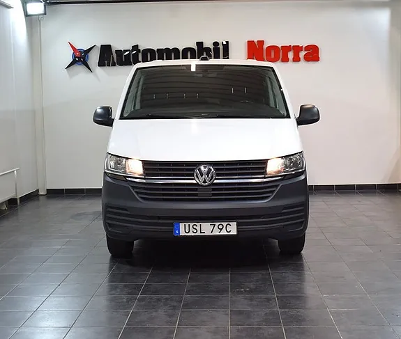 Volkswagen Transporter 2021 photo 2