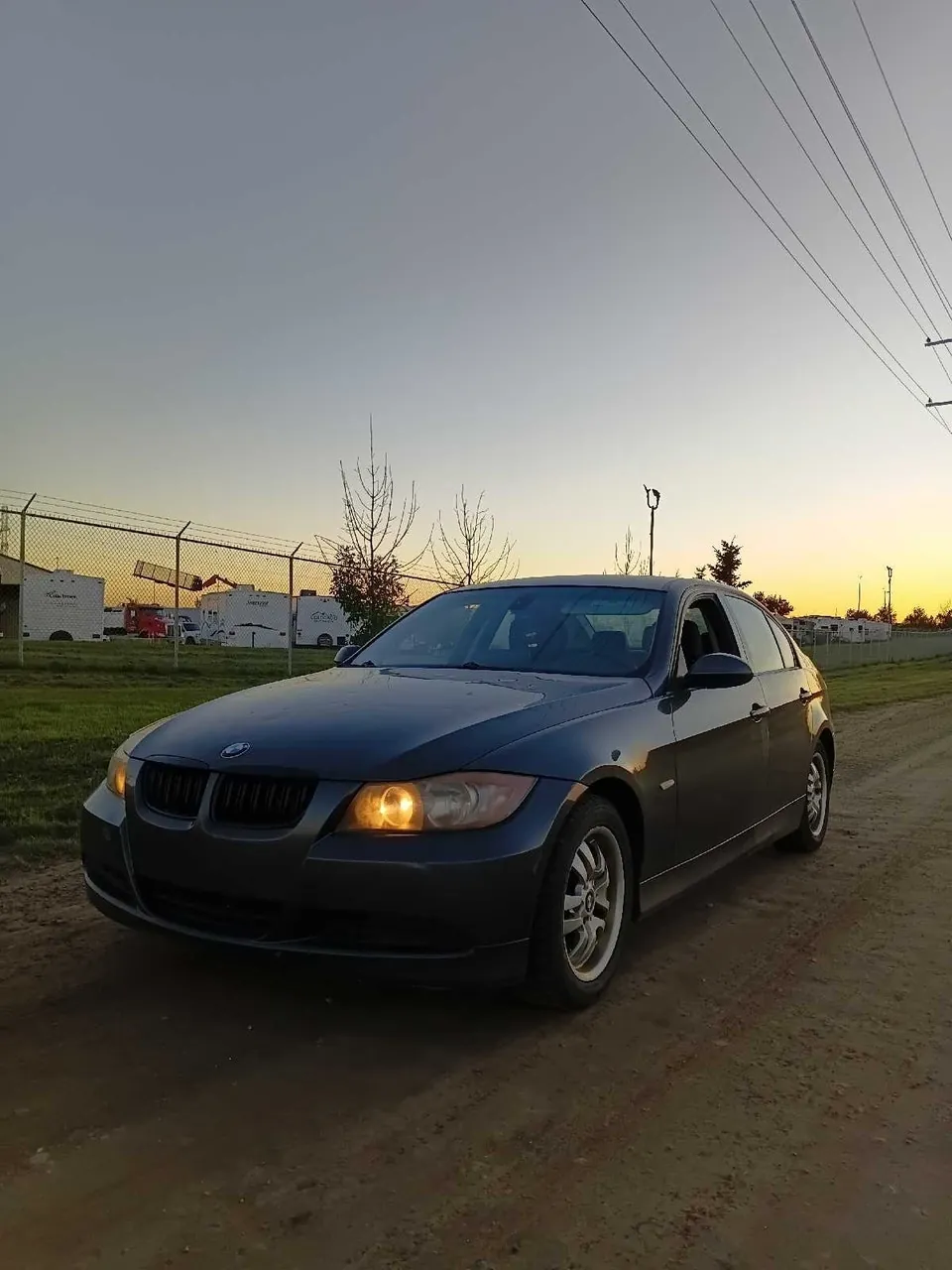 BMW 323I
