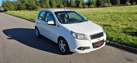Chevrolet Aveo 2010 photo 3