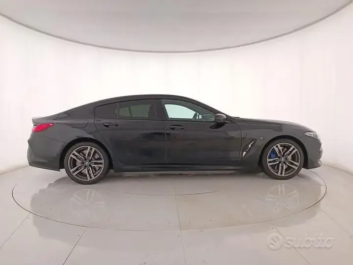 BMW 8 Series 2022 photo 3