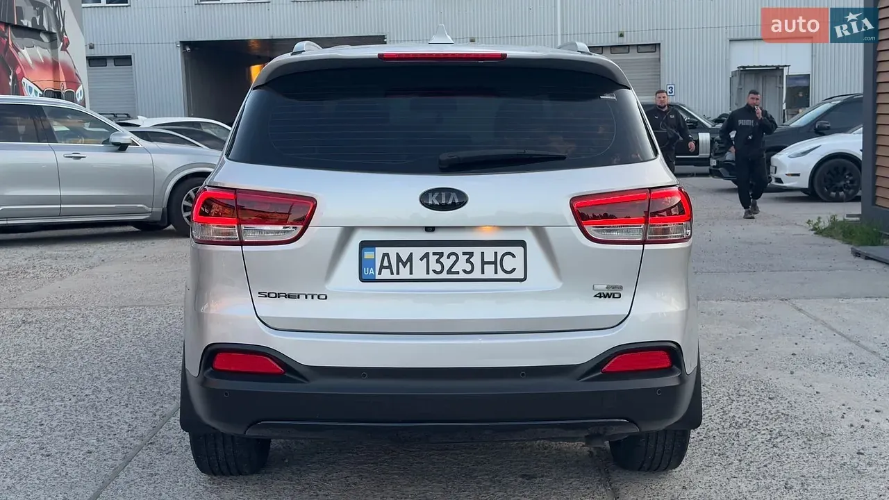 Kia Sorento 2015 photo 4