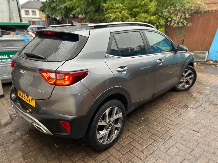 Kia Stonic 2024 photo 4