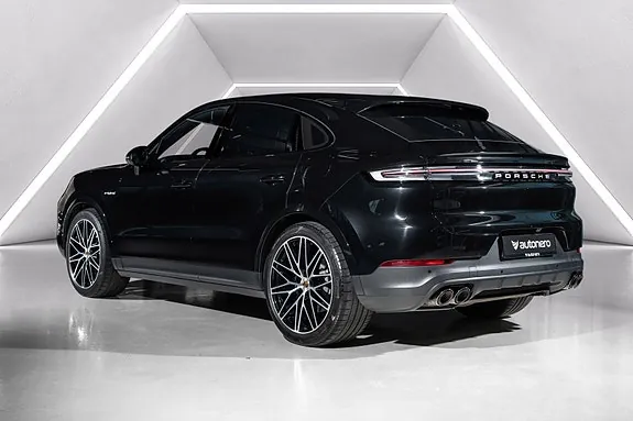 Porsche Cayenne Coupe 2024 photo 2