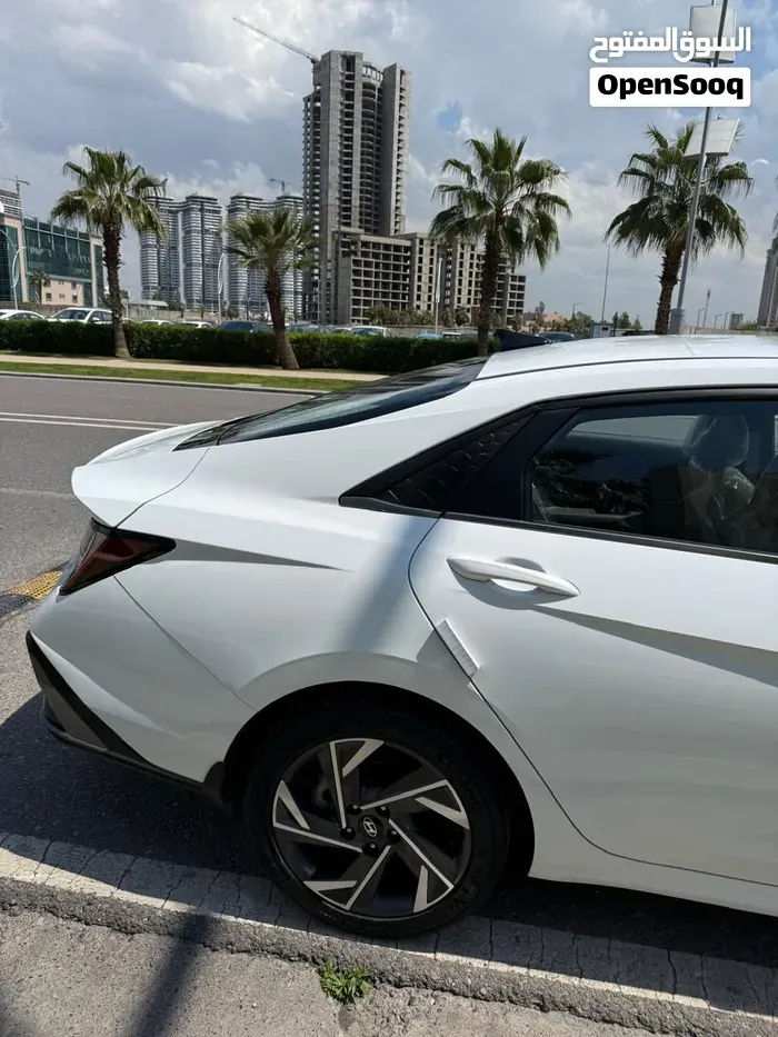 Hyundai Elantra 2024 photo 5