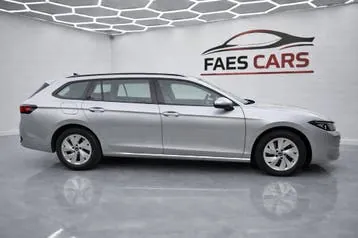 Volkswagen Passat 2024 photo 3