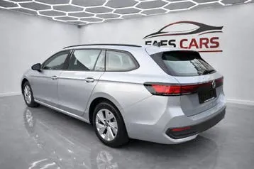 Volkswagen Passat 2024 photo 2
