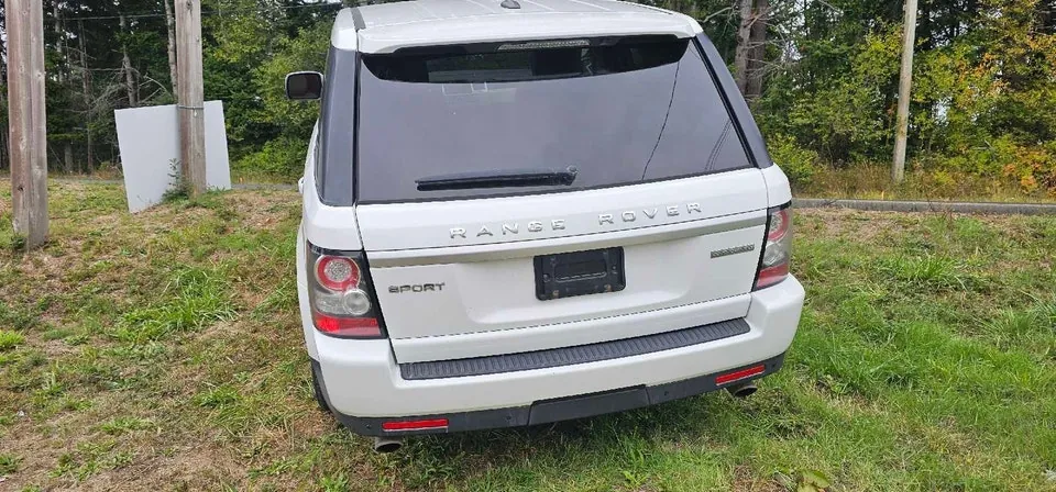 Land Rover Range Rover Sport 2012 photo 5