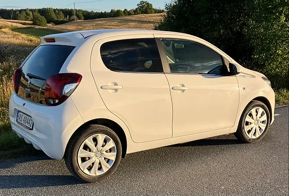 Peugeot 108 2016 photo 2