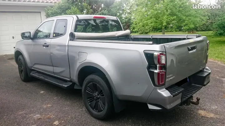 Isuzu D-Max