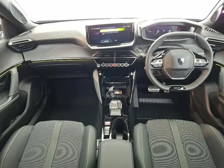 Peugeot 2008 2026 photo 3