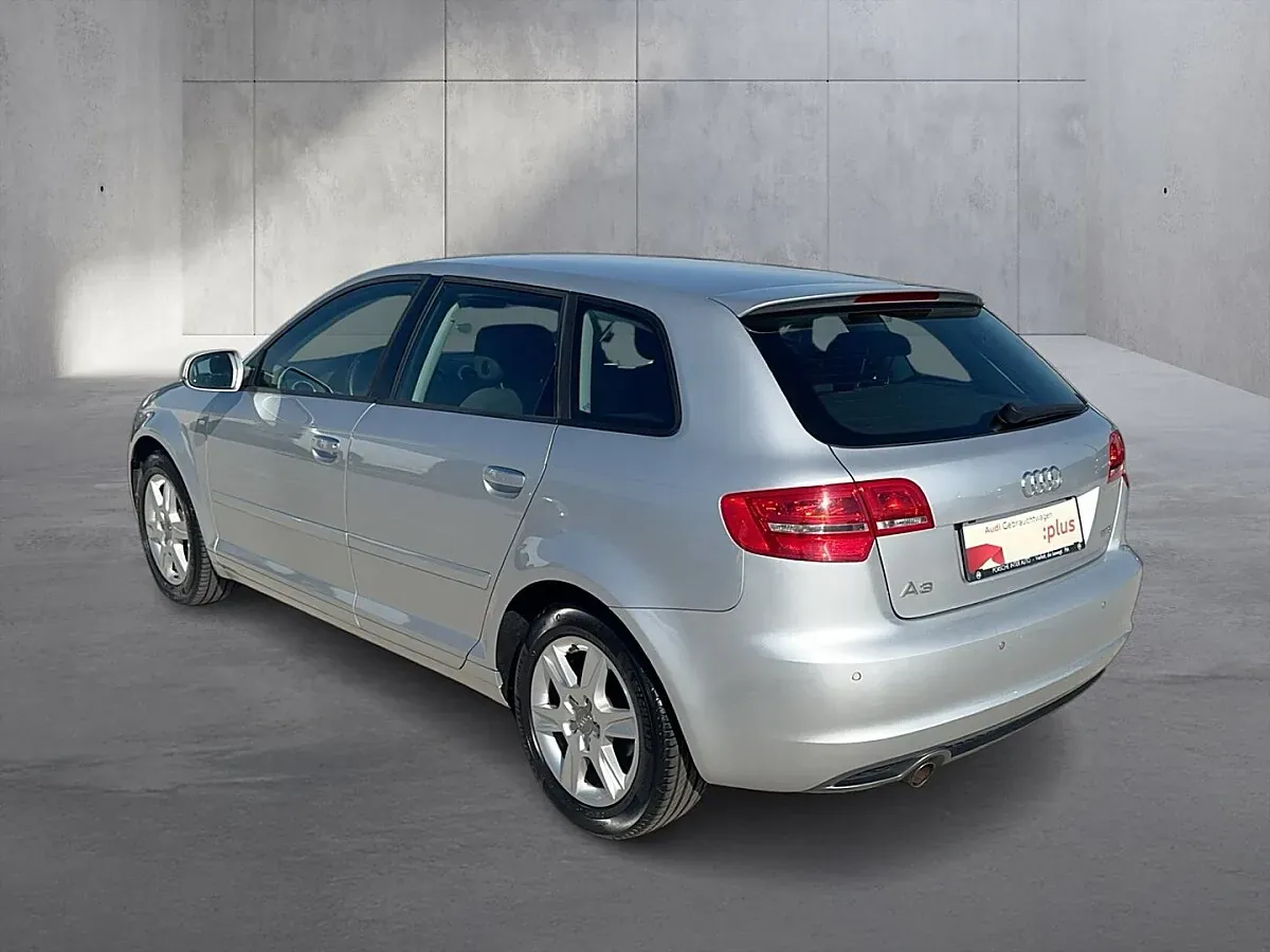 Audi A3 2012 photo 3