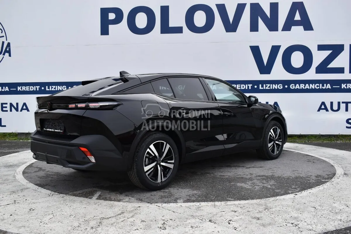 Peugeot 408 2025 photo 5