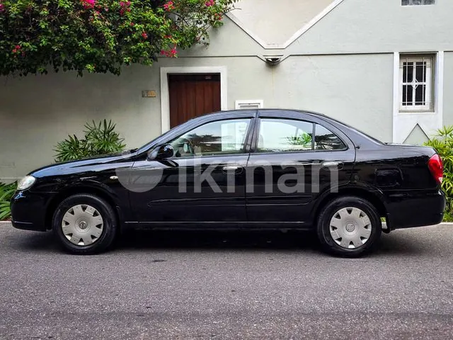 Nissan Sunny 2010 photo 5