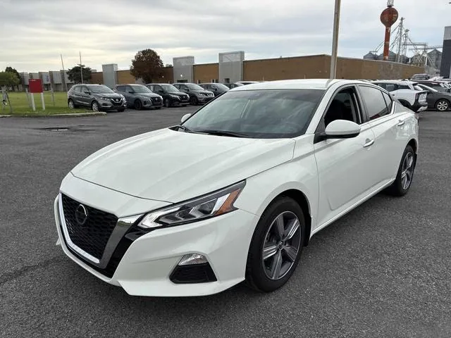 Nissan Altima