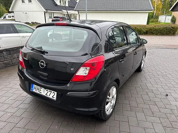 Opel Corsa 2007 photo 2