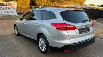 Ford Focus 2015 photo 2