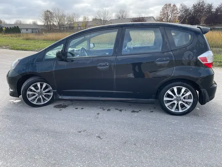 Honda Fit 2013 photo 5