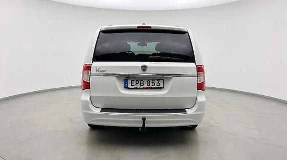 Lancia Voyager 2015 photo 5