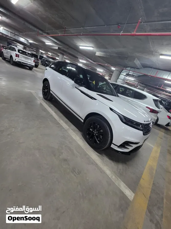 Land Rover Range Rover Velar 2025 photo 2