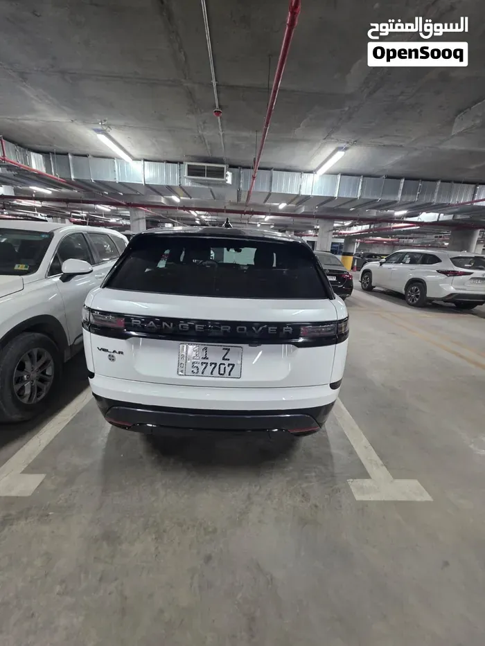Land Rover Range Rover Velar 2025 photo 3